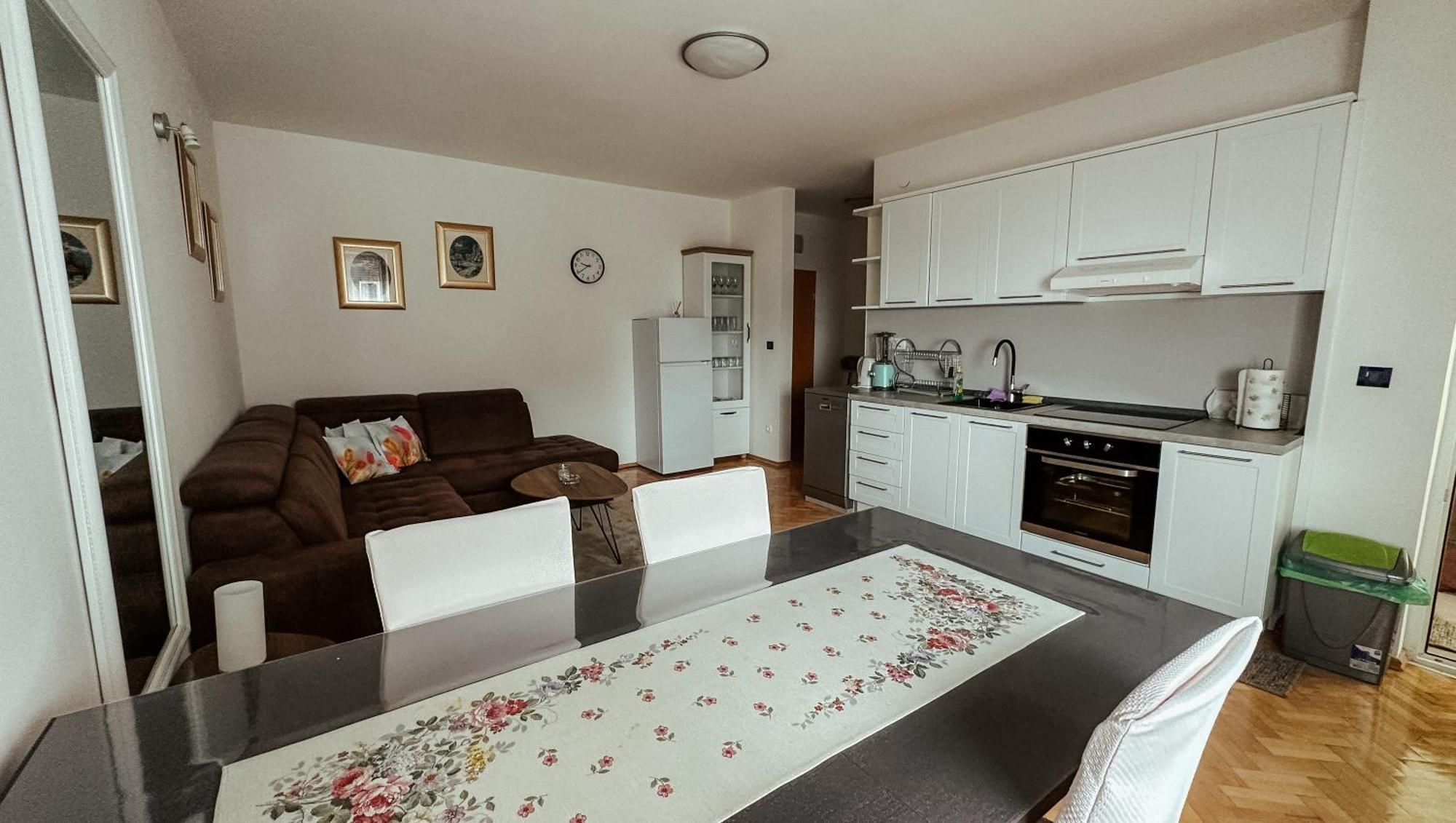 Apartmani Jelena Opatija Bagian luar foto